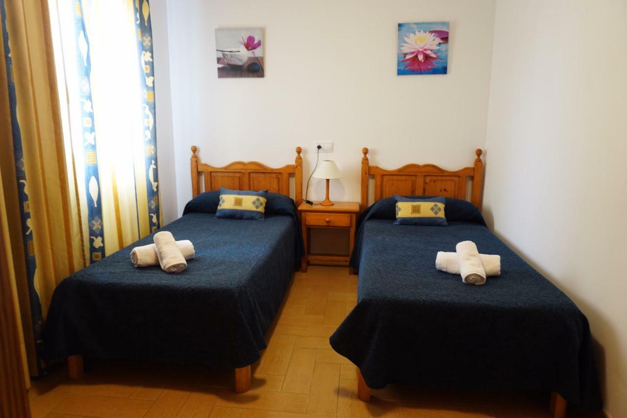 Apartamentos Punta Prima Beach Εξωτερικό φωτογραφία